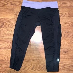 black cropped leggings